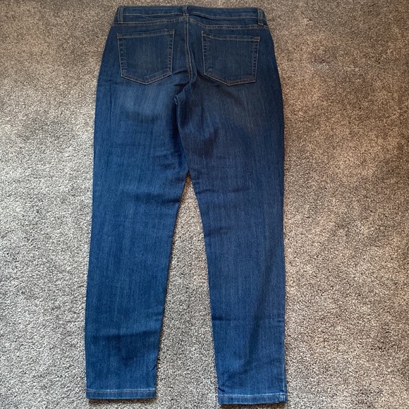 Jones New York Signature Women’s Jeans Straight sz 10 Like New - Picture 4 of 8
